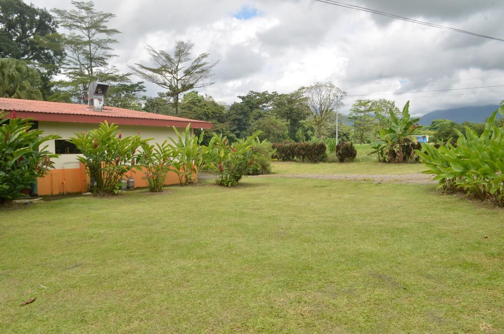 Befox Adventure Hotel La Fortuna Exterior photo