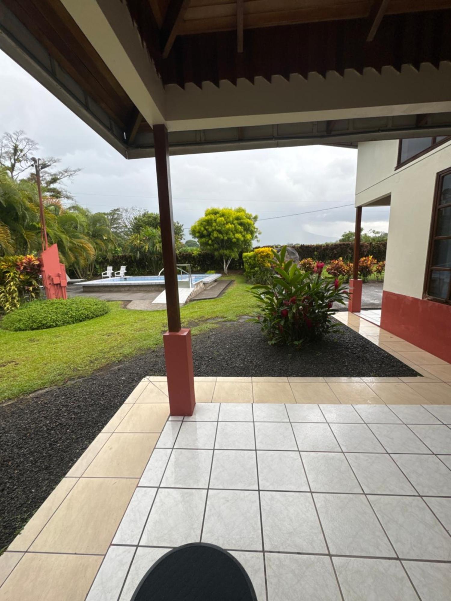 Befox Adventure Hotel La Fortuna Exterior photo