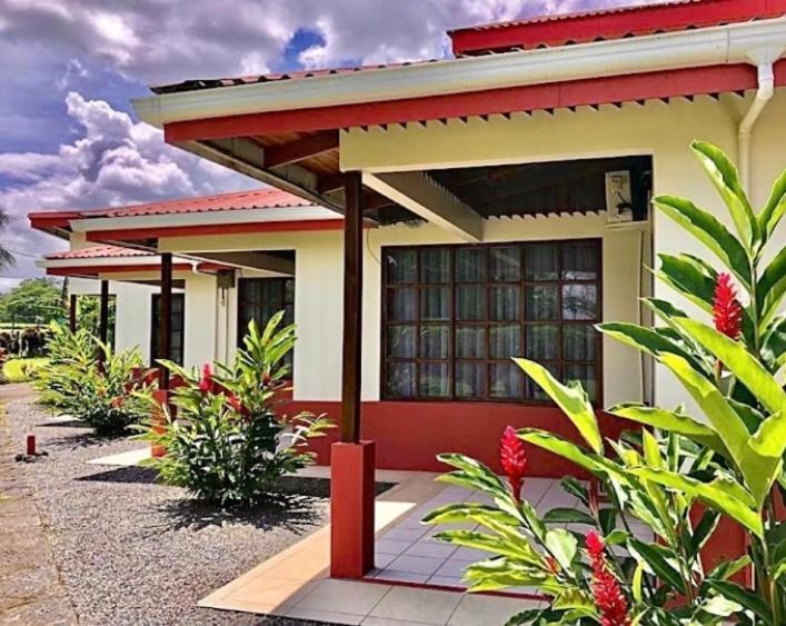 Befox Adventure Hotel La Fortuna Exterior photo
