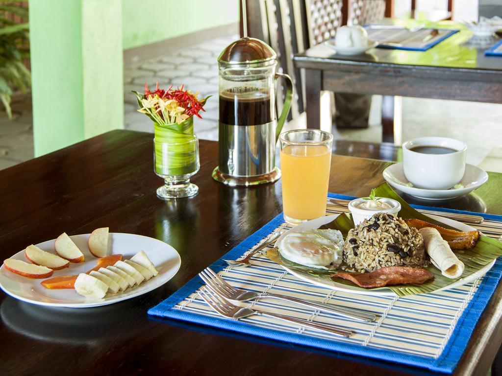 Befox Adventure Hotel La Fortuna Exterior photo